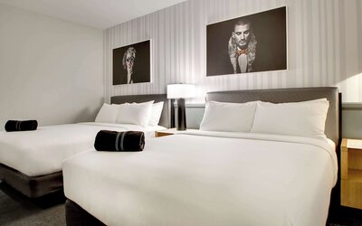 The Rose Chicago, Tapestry Collection by Hilton