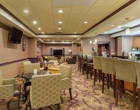 Comfortable lounge area ideal for coworking at DoubleTree by Hilton Hotel Downtown Wilmington - Legal District.