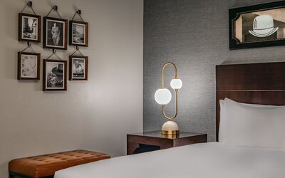 Hotel Adagio, Autograph Collection