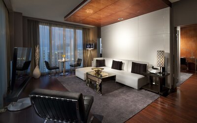 Hotel Beaux Arts, Autograph Collection