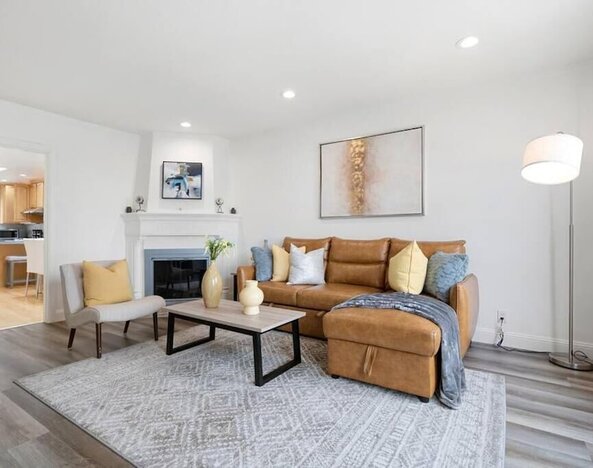 Stunning 2 Bedroom 1 Bath Home near BART
