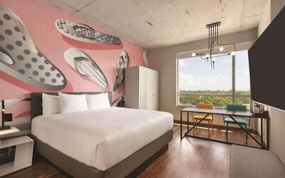 Kompose Boutique Hotel Miami Airport