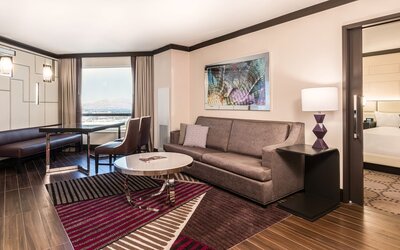 Harrah’s Las Vegas – A Caesars Rewards Destination