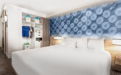 The LINQ Hotel & Casino – A Caesars Rewards Destination