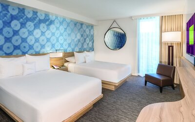 The LINQ Hotel & Casino – A Caesars Rewards Destination