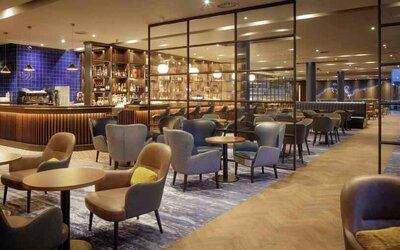 Elegant dining area perfect for co-working at the Hilton Dublin Airport.