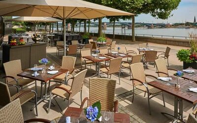 Beautiful outdoor terrace perfect as workspace at the Hilton Mainz.
