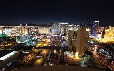 Luxury Suites International At The Signature