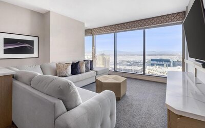 Hilton Grand Vacations Club Elara Center Strip Las Vegas
