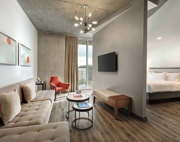 Twelve Midtown, Autograph Collection