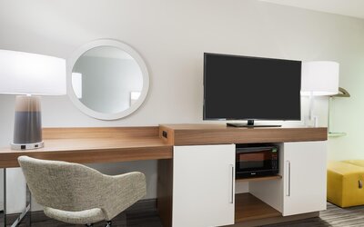 Hampton Inn & Suites Atlanta Buckhead Place