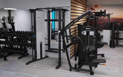 Fitness center at the DoubleTree by Hilton Frankfurt Niederrad.