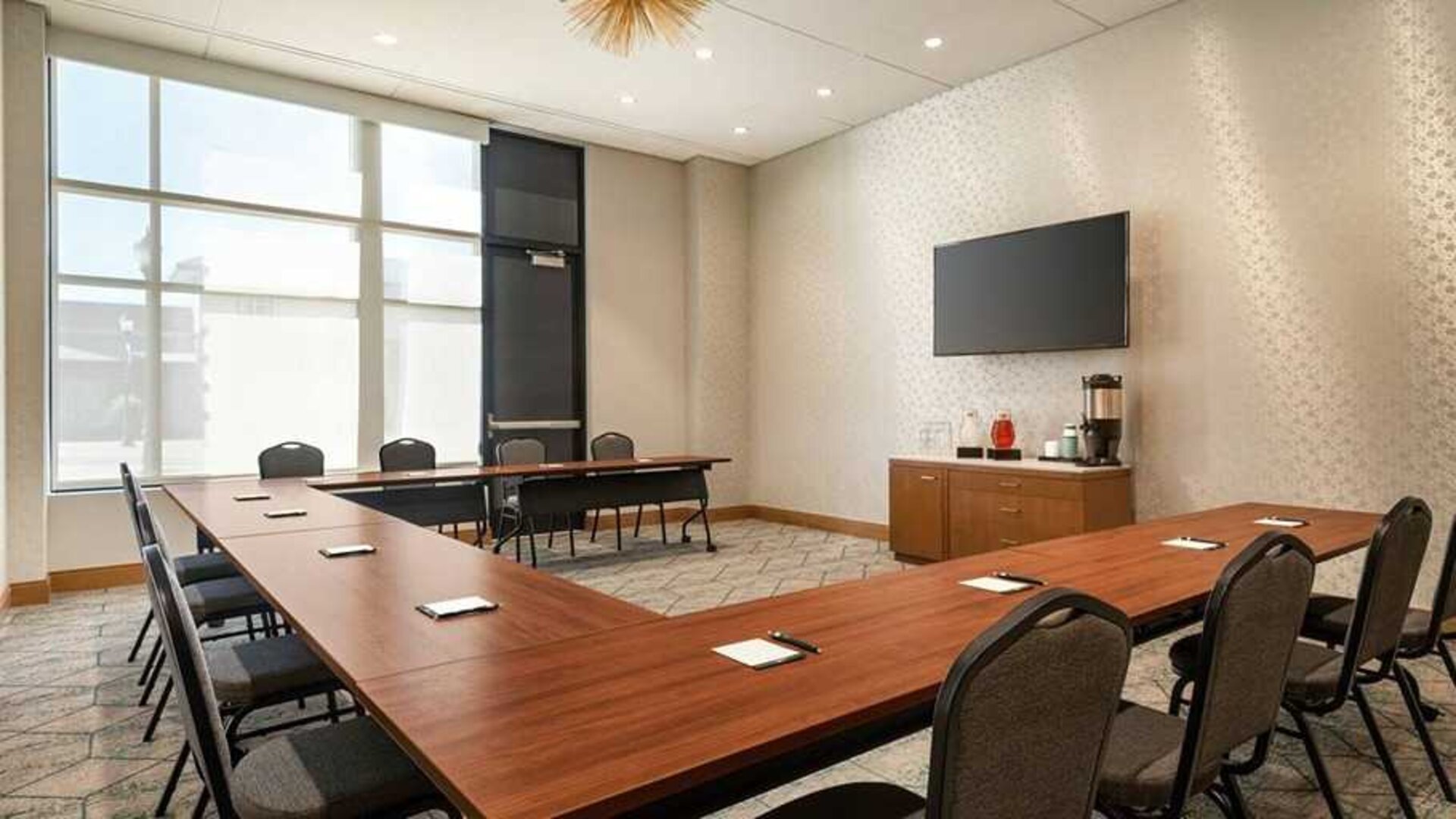 bright-lit and professional meeting room for all business meetings at Homewood Suites by Hilton Wilmington Downtown.