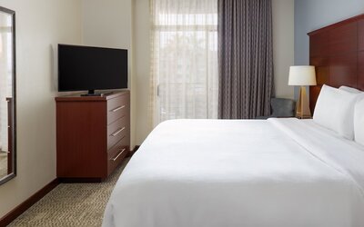 Staybridge Suites: Las Vegas - Stadium District by IHG