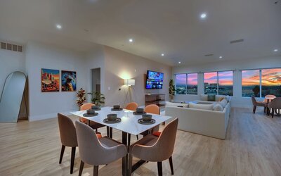 Otonomus Hotel - Las Vegas