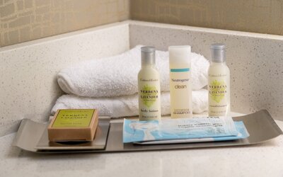Doubletree Suites by Hilton at The Battery Atlanta