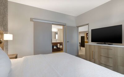 Home2 Suites by Hilton Las Vegas Southwest I-215 Curve
