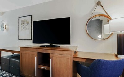 Hampton Inn & Suites Austin Downtown