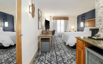 Hampton Inn & Suites Austin Downtown