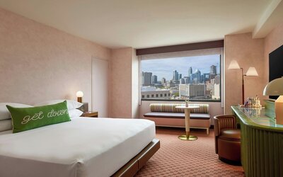 Downright Austin, a Renaissance Hotel