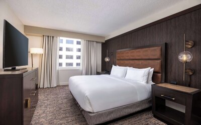 DoubleTree Suites by Hilton Austin Downtown Capitol