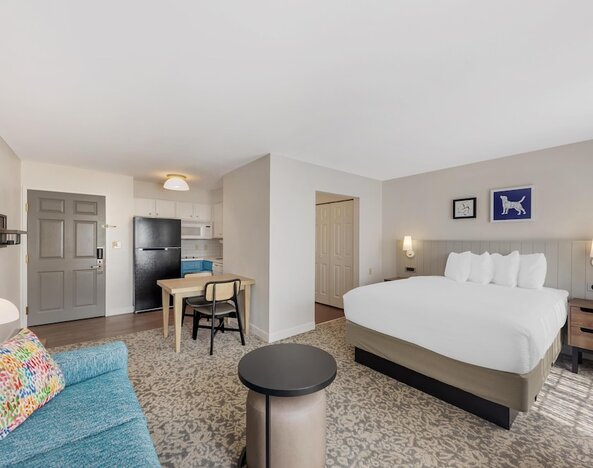 Sonesta ES Suites Austin The Domain Area