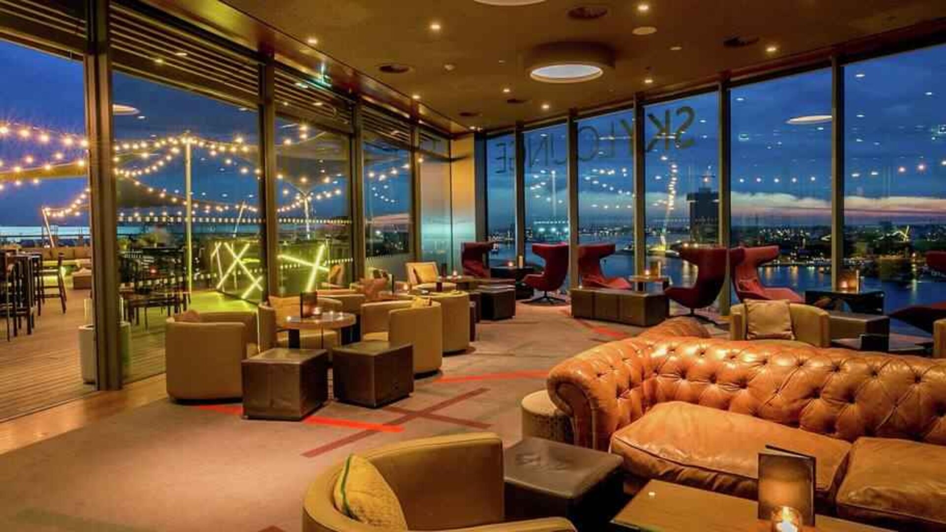 Comfortable hotel workspace at the DoubleTree by Hilton Amsterdam Centraal Station.