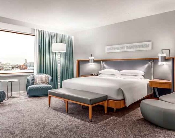 Beautiful king suite with view at the Hilton Rotterdam.
