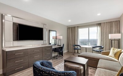 Cambria Hotel Austin Uptown Near The Domain