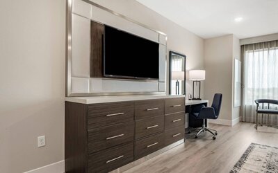 Cambria Hotel Austin Uptown Near The Domain