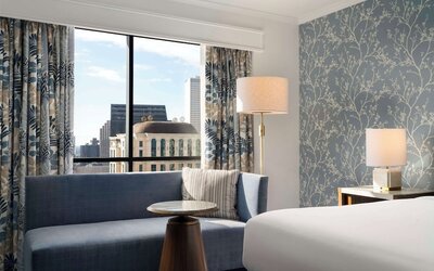 Hilton New Orleans Riverside