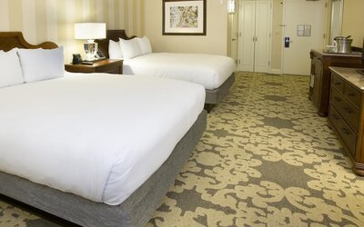 Hilton New Orleans Riverside
