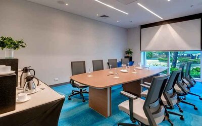 professional meeting room at Hilton Cartagena Hotel.