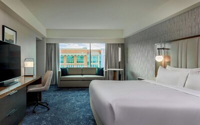 Renaissance® Boston Seaport District