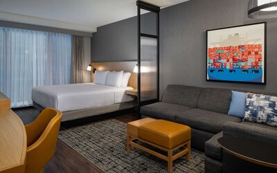 Hyatt Place Boston/Seaport District