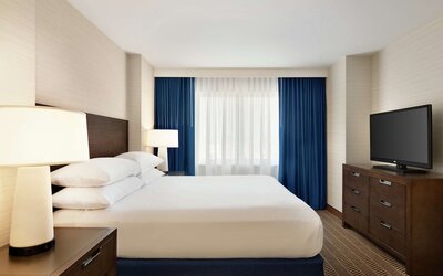 Embassy Suites Boston Logan Airport
