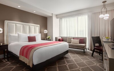Hotel Commonwealth