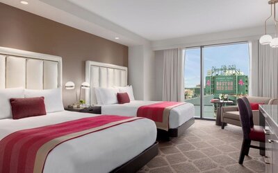 Hotel Commonwealth