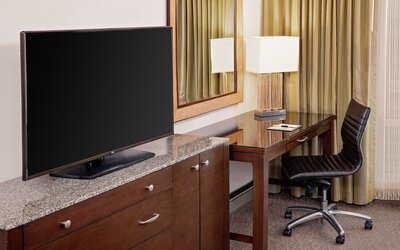 DoubleTree by Hilton Hotel Boston Bayside