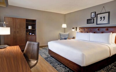 Four Points by Sheraton Boston Newton