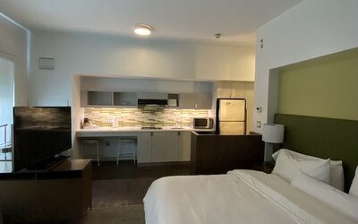 Element Lexington