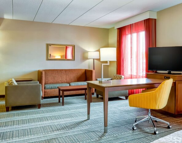 Hampton Inn Boston - Norwood