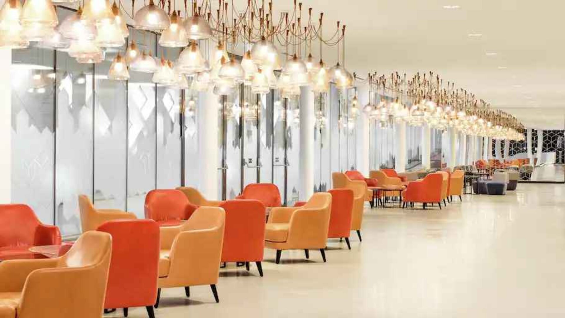 Hotel workspace with sofas at the Hilton Amsterdam Airport Schiphol.