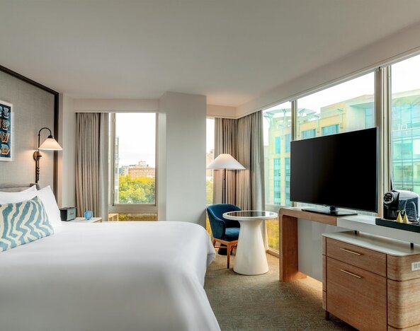 Beacon Hotel & Corporate Quarters