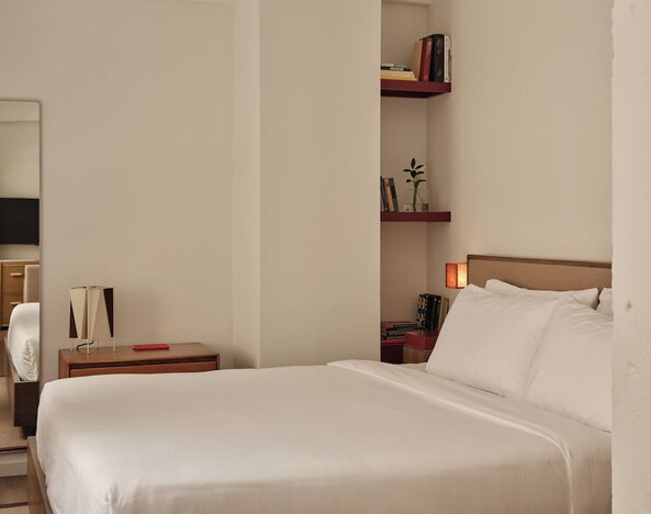 Mint House Washington DC Downtown by Kasa