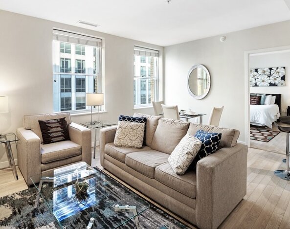 Global Luxury Suites at The White House