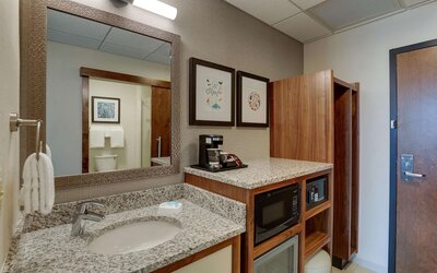 Drury Plaza Hotel Orlando - Disney Springs Area