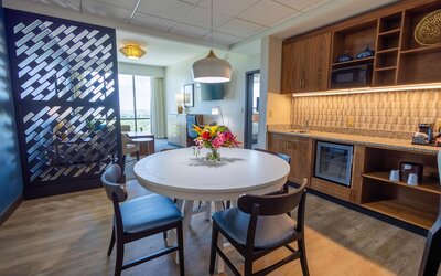 Drury Plaza Hotel Orlando - Disney Springs Area