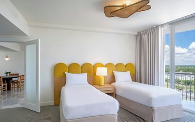 Renaissance Orlando Resort – Disney Springs® Area