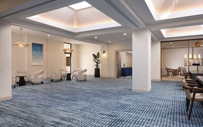 DoubleTree Suites by Hilton Orlando - Disney Springs® Area